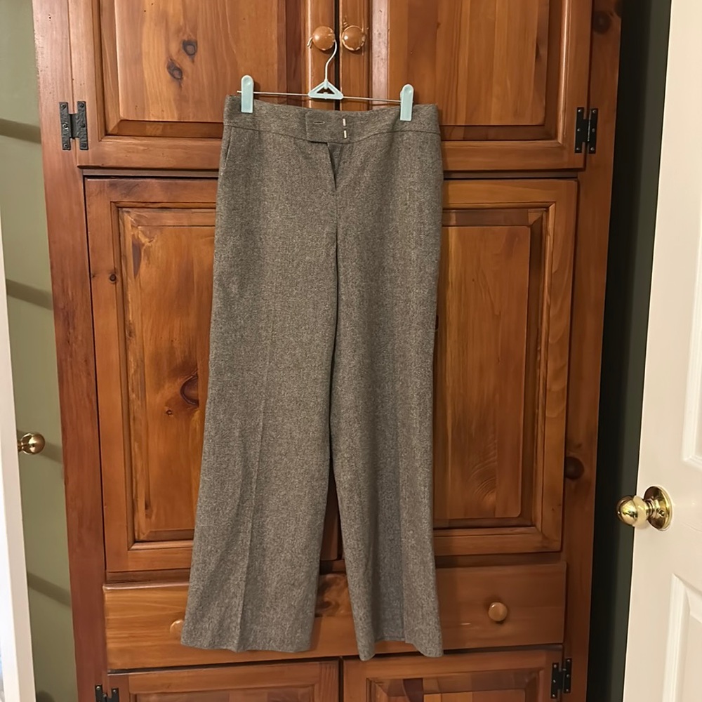 Gorgeous wide leg trousers.